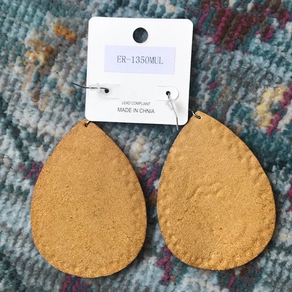 Rolling Stones Tie Dye Brown Faux Leather Earrings - Picture 4 of 5